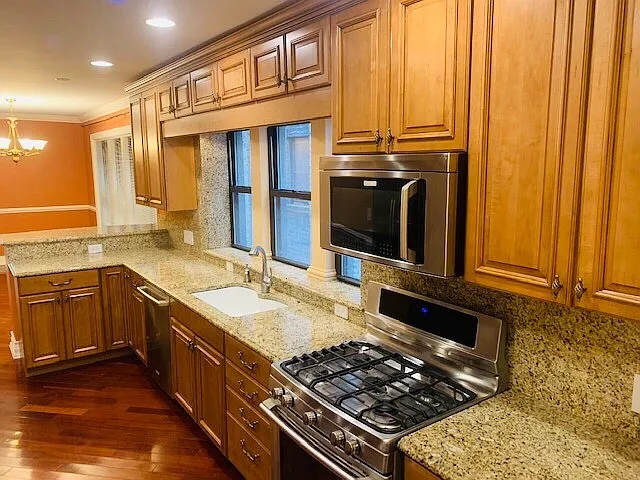 7355 N Seeley Ave #1 — Photo 1