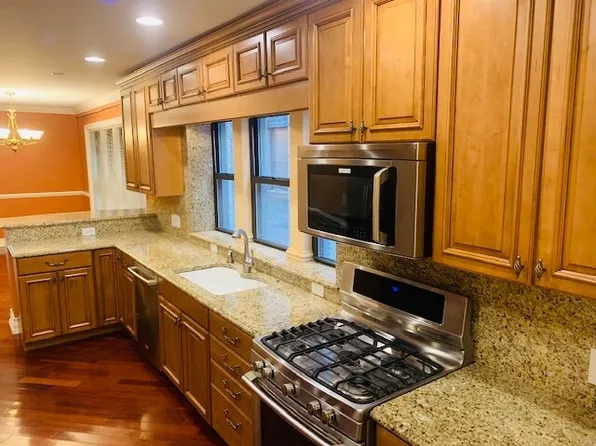 7355 N Seeley Ave APT 1, Chicago, IL 60645