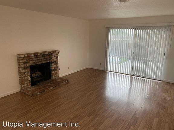 3rd image of 776 Pope Dr APT A