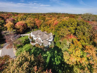 5 Holly Ln, Darien, CT, 06820