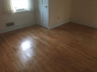 8241 Pine Rd, Philadelphia, PA 19111