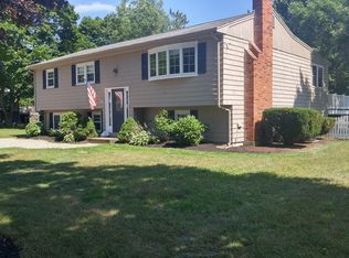 8 Edgewood Rd, Scituate, MA 02066