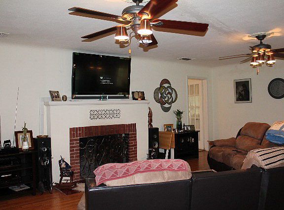 5th image of 246 Guadalupe River Dr