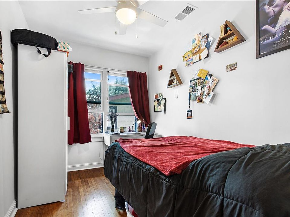 1st image of 215 N Avenue 56 #10