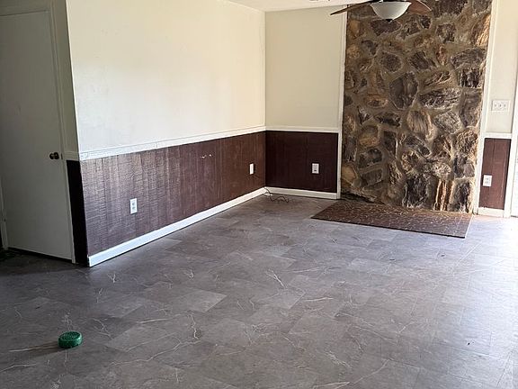 3rd image of 2704 State Blvd #B