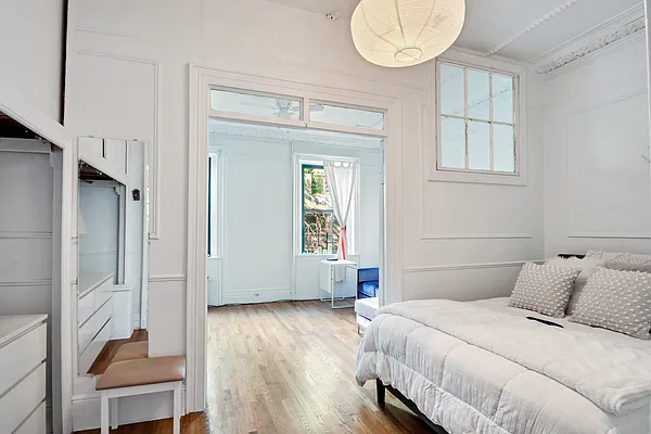 Rented by Compass | media 4