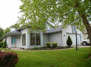 4404 E Shenandoah Cir, Fort Wayne, IN 46835
