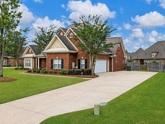 2nd image of 8407 Rockbridge Cir
