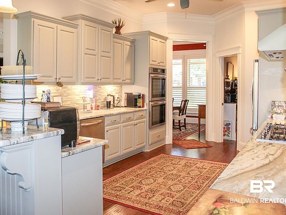 2nd image of 375 Barndling St