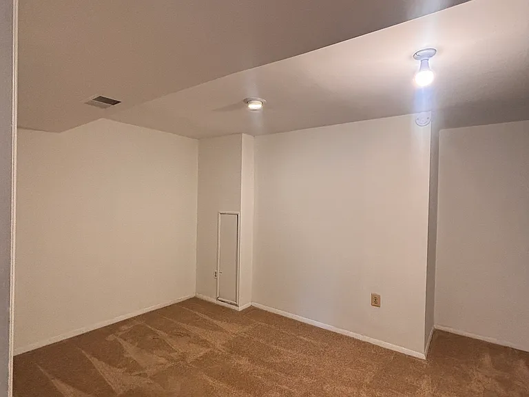 18529 Eagles Roost Dr — Photo 101