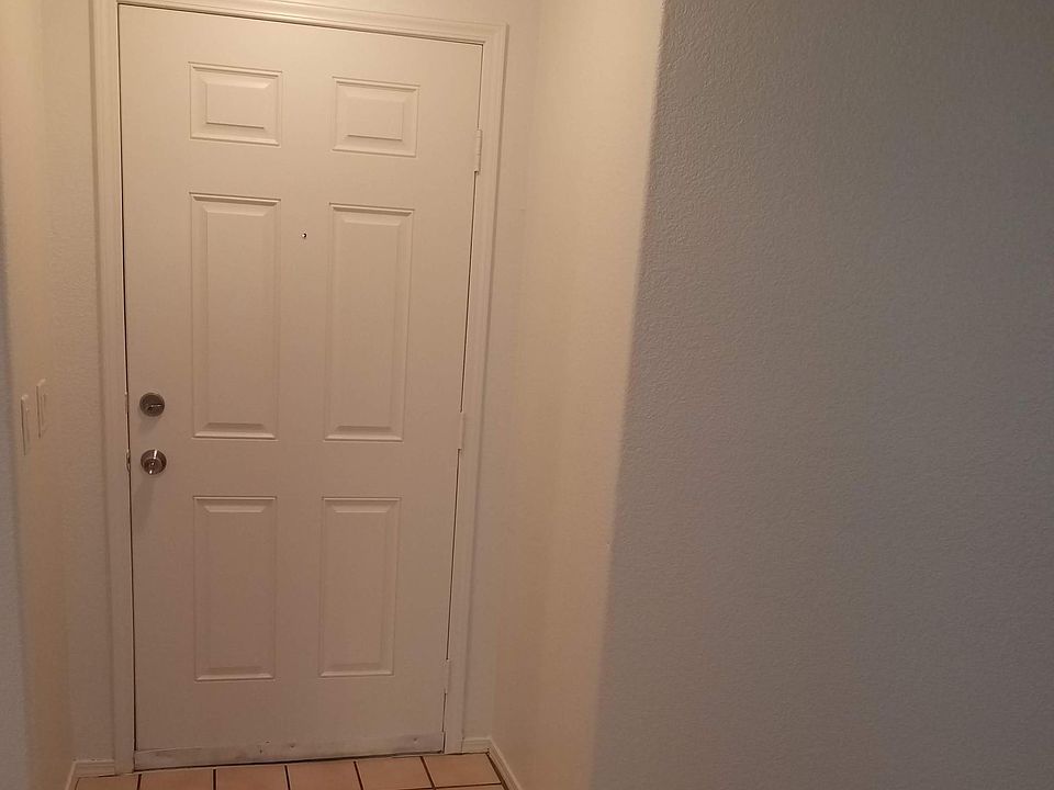 1st image of 1050 E Cactus Ave Unit 2129