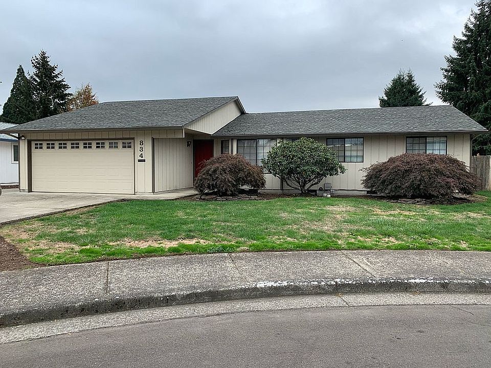 1st image of 834 NE Melinda Ct
