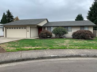 834 NE Melinda Ct, Hillsboro, OR