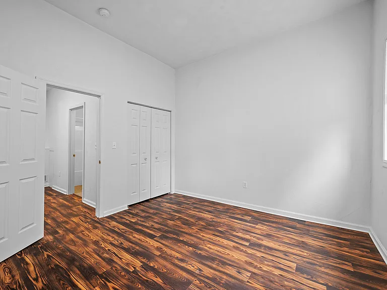 1304 Breed St — Photo 19