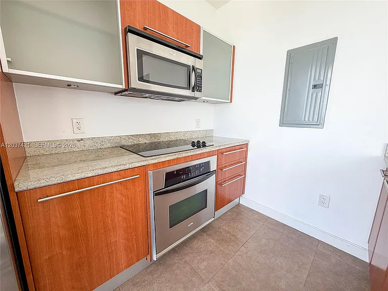 185 SW 7th St #2900 — Photo 18