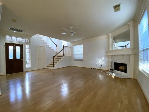 2604 Hopkins St #1/2, Houston, TX 77006