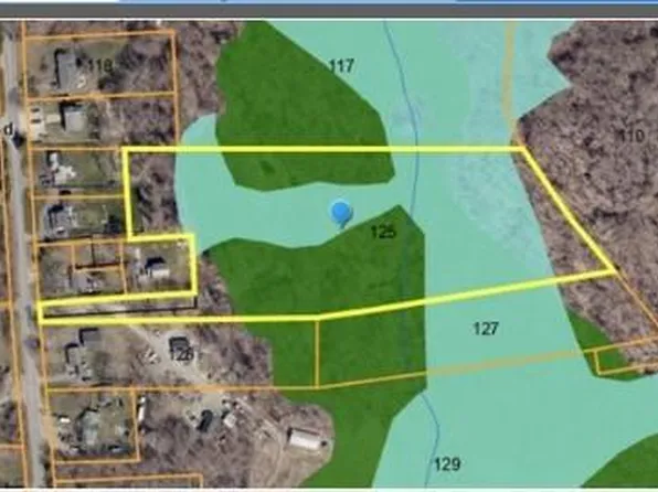 98-R Brayton Rd, Tiverton, RI 02878