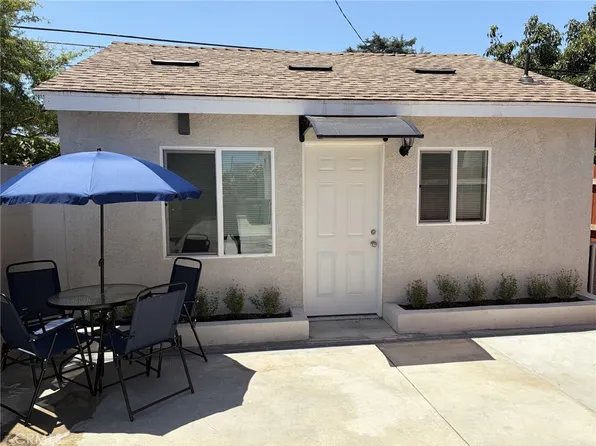 12621 Izetta Ave, Downey, CA 90242