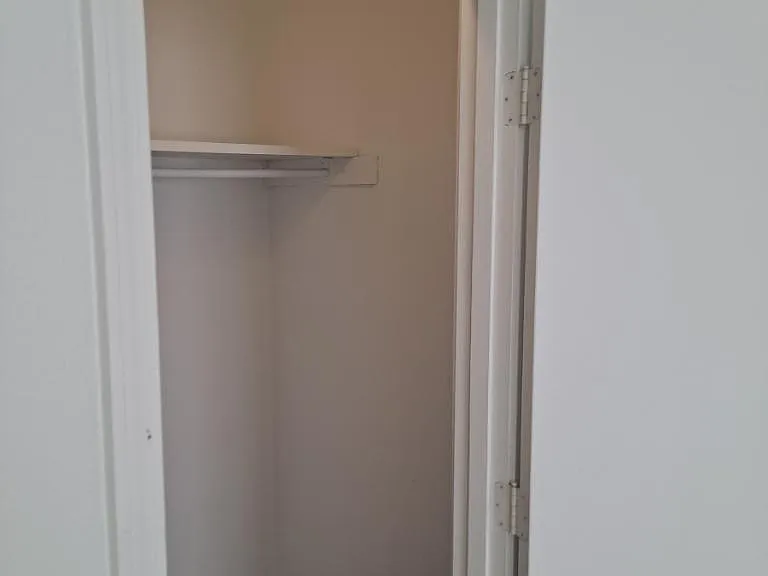 Totally Updated 2 Bedroom Apt. off Cul-de-sac in Rio Rancho — Photo 9
