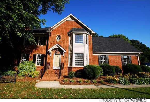 1st image of 2607 Surrey Ln