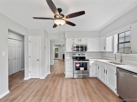 4th image of 1761 Skiffes Creek Cir