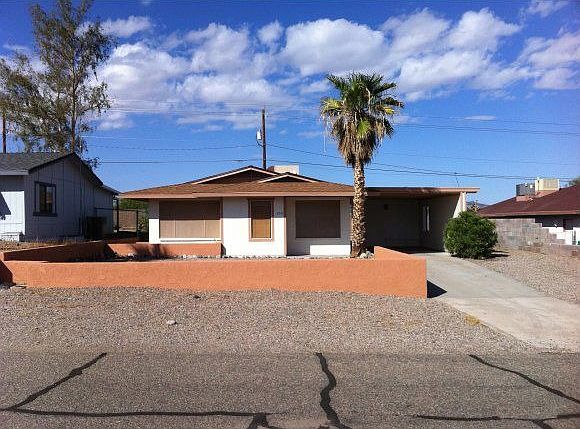 1st image of 3741 Garnet Dr