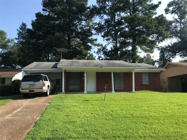 641 Hyde Park Pl, Shreveport, LA 71108