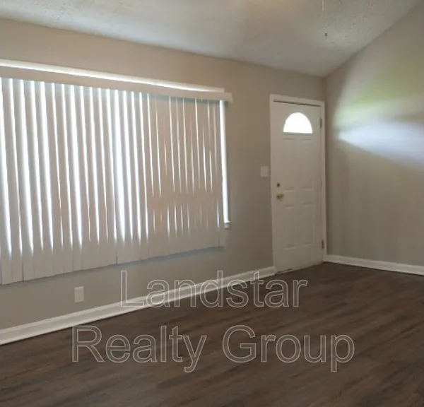 9403 Burgoo King Rd — Photo 5