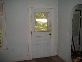 4th image of 6051 Mulberry St
