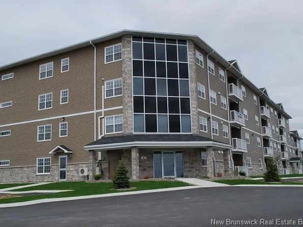 700 Cliffe St Unit 401, Fredericton, NB E3A 5V2