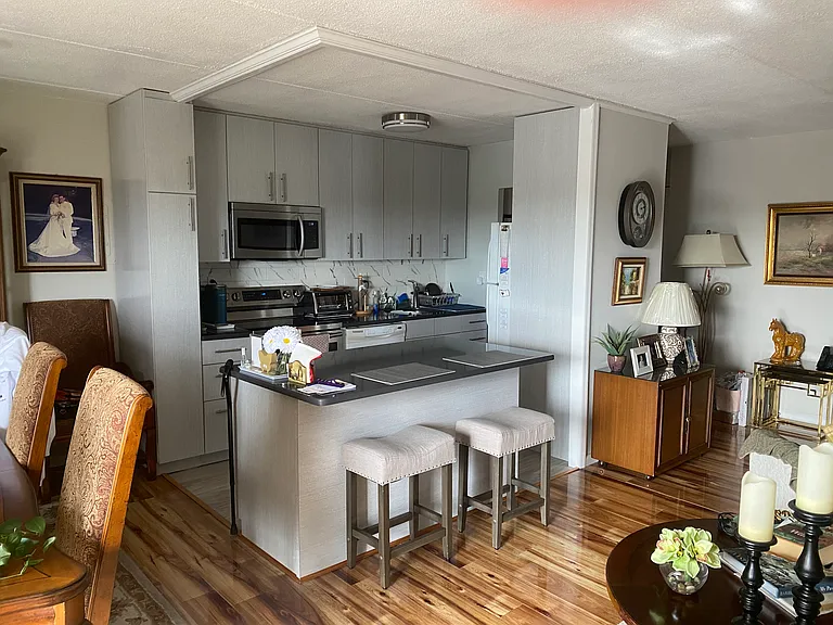 35 Park Ave #5R — Photo 8