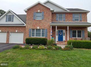 336 Moss Spring Ave, Greencastle, PA 17225