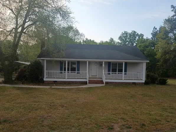 613 W Old Camden Rd, Hartsville, SC 29550