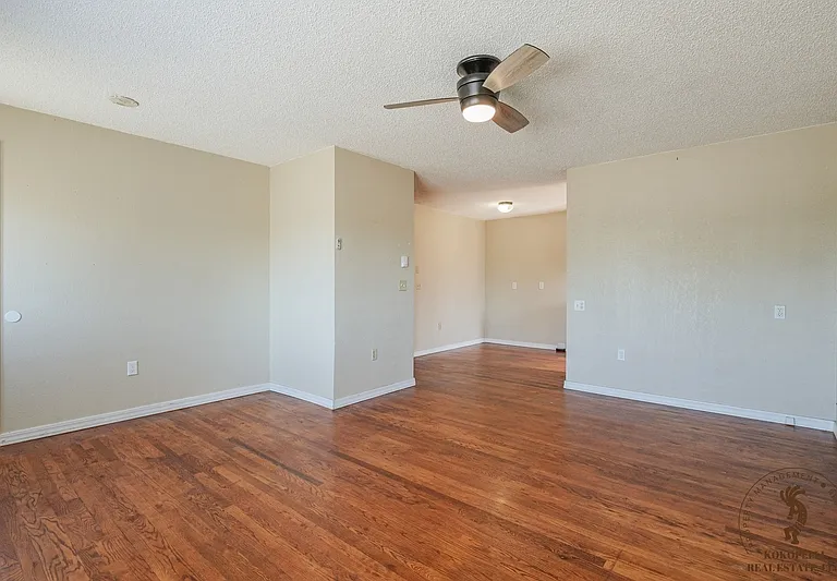 3068 D Rd #2 — Photo 4