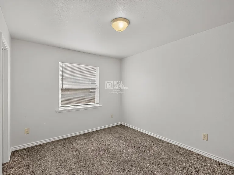 5620 Norris St — Photo 22