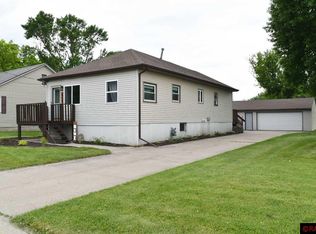 600 4th St SW, Waseca, MN 56093