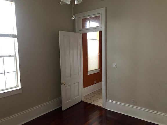 5th image of 533 Napoleon Ave