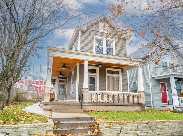 435 Elm St
