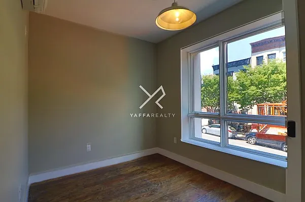 Rented by Yaffa Realty LLC | media 38