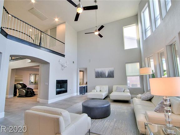 3rd image of 2773 Botticelli Dr