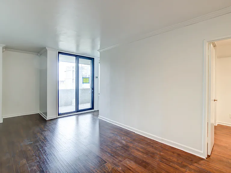 240 M St SW #E613 — Photo 6