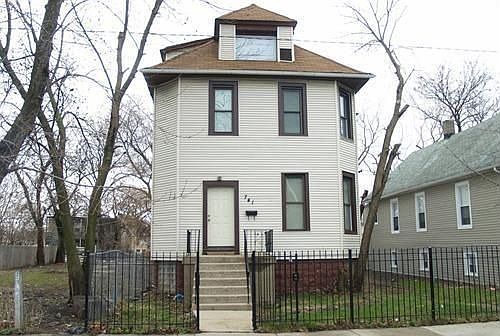 1st image of 741 N Waller Ave