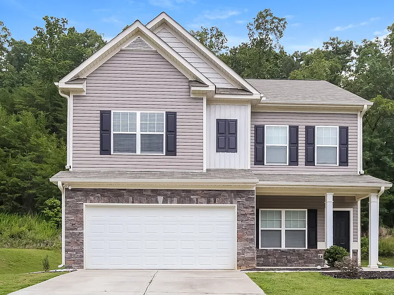 214 Arbor Dr — Photo 1
