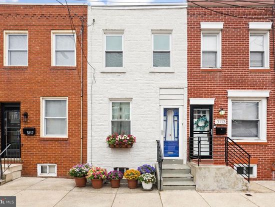 3115 Almond St, Philadelphia, PA 19134