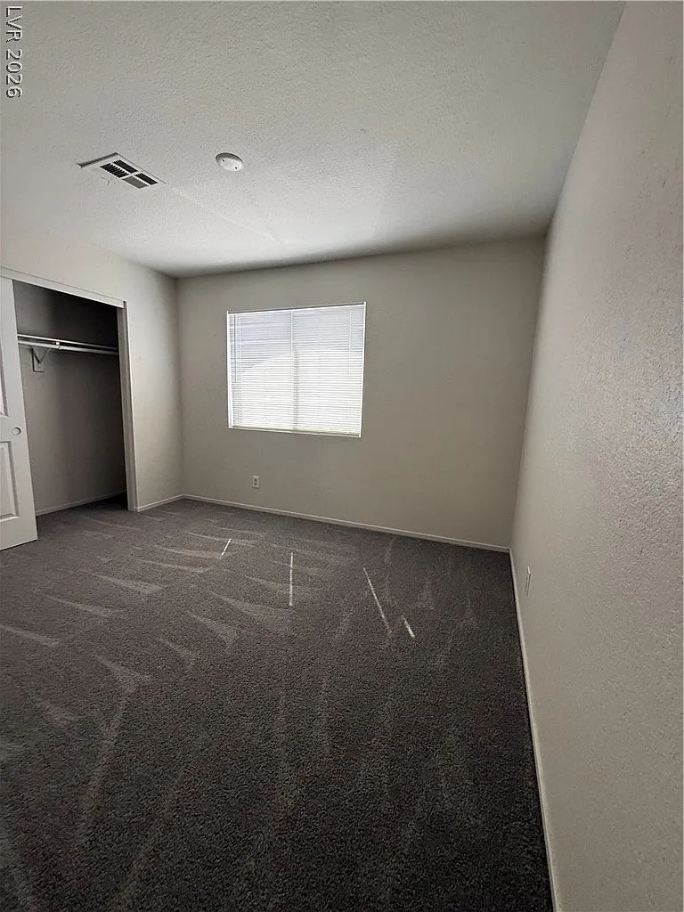 3 bed, 2.5 bath, 1420 sqft, $1,995 — Photo 4