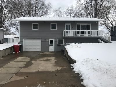 607 Burgess Rd, Yankton, SD, 57078