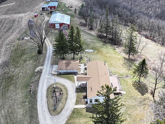 5th image of 8492 Glory Rd