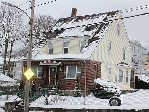 4th image of 618 Harvard St