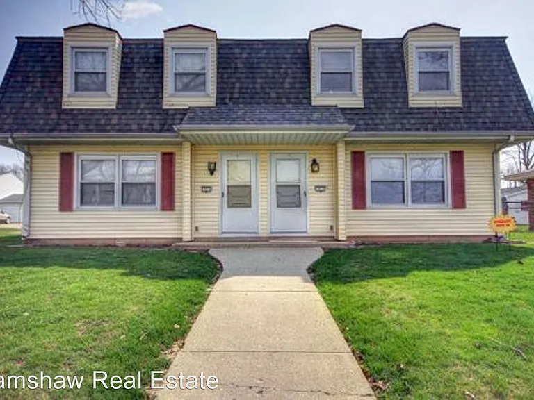 1010 Crescent Dr — Photo 4
