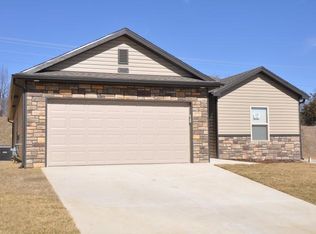 3507 Timber Run Dr, Columbia, MO 65203
